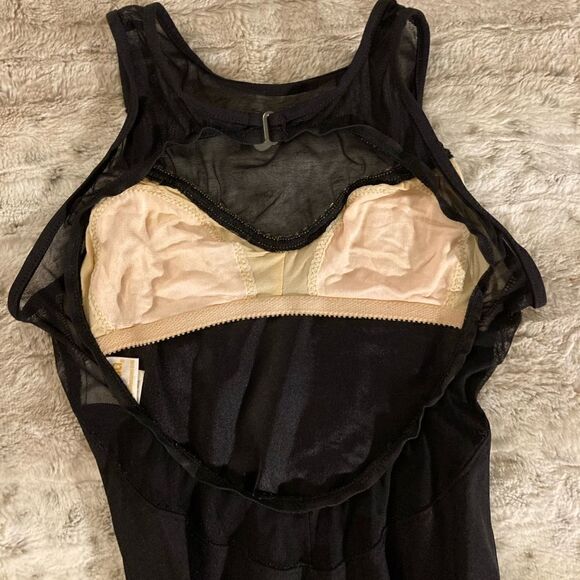 : : VINTAGE 70s / 80s One Piece Swimsuit : : - Picture 2 of 16